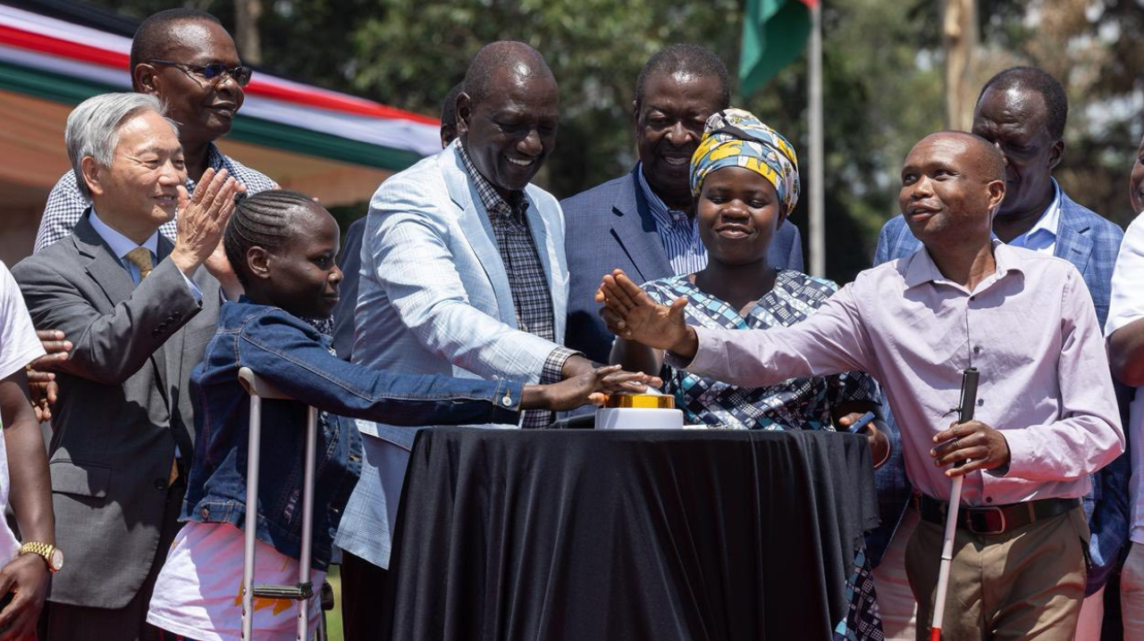 H.E President William Ruto during the NYOTA project launch at Mumias Complex, Kakamega County.